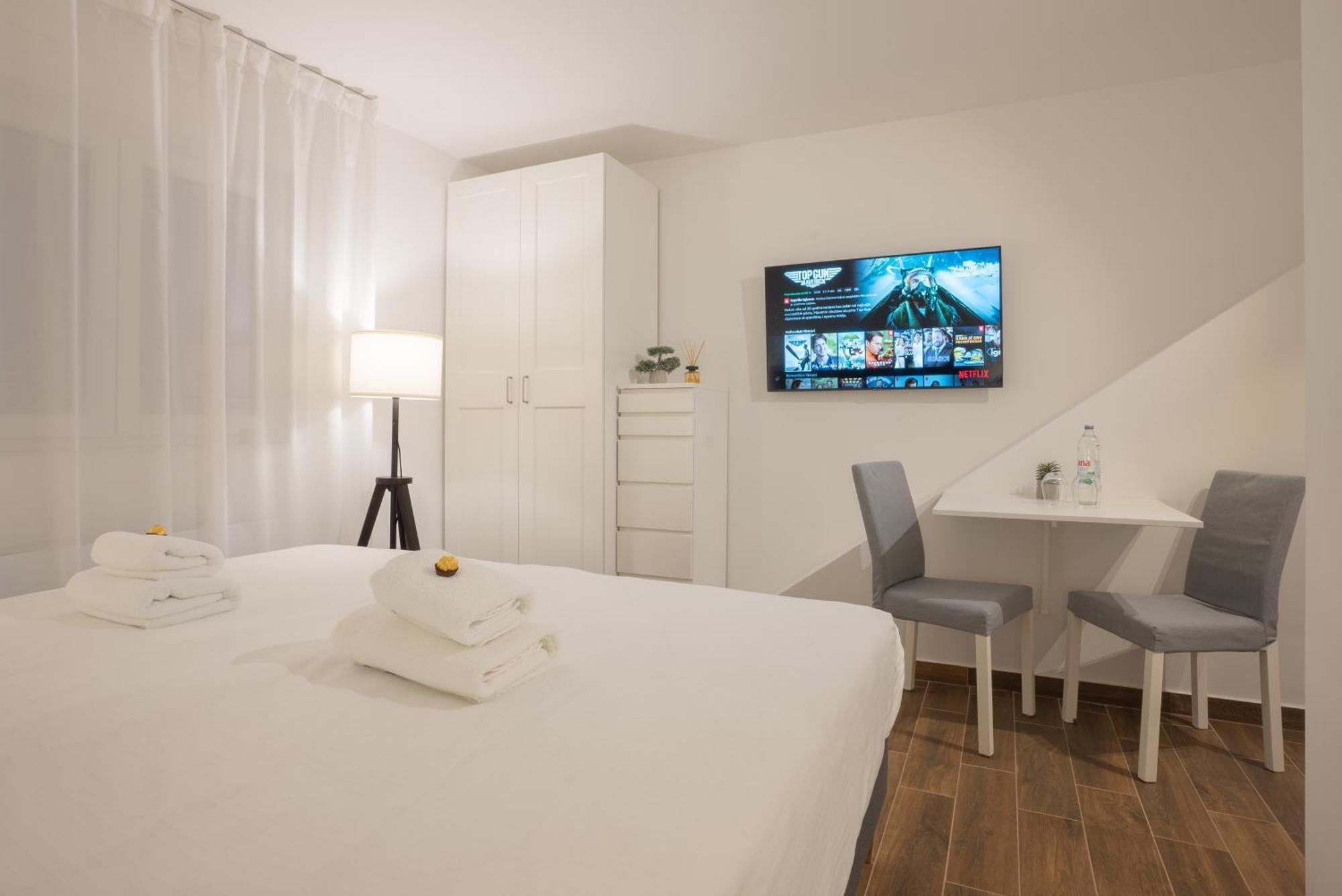 Goldberg Apartments Osijek Luaran gambar